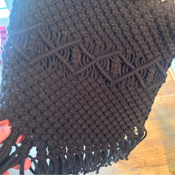 Danielle Nicole macrame crochet fringe bag - Picture 9 of 15